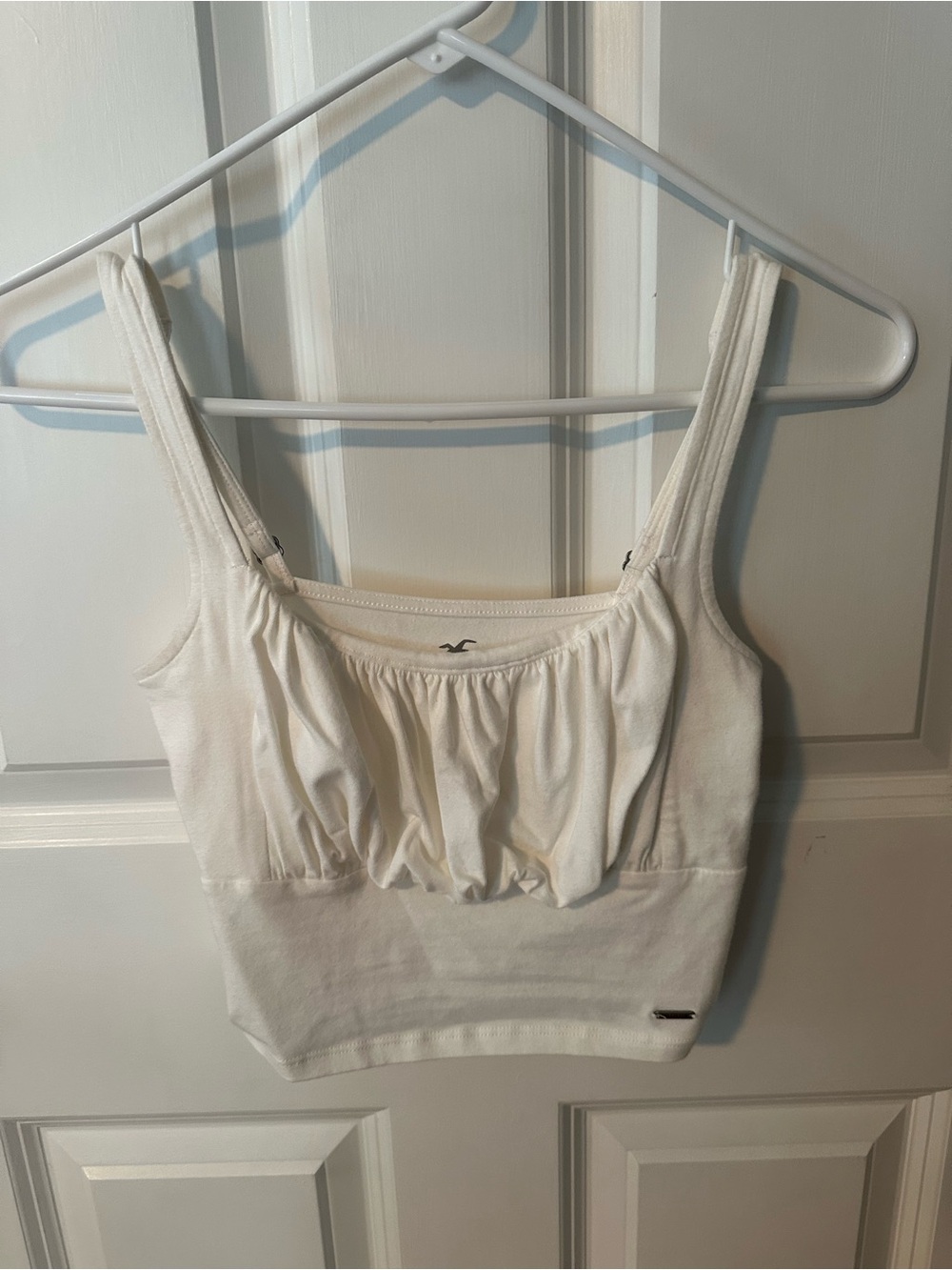 Hollister Cream Ribbed Gathered Cropped Tank